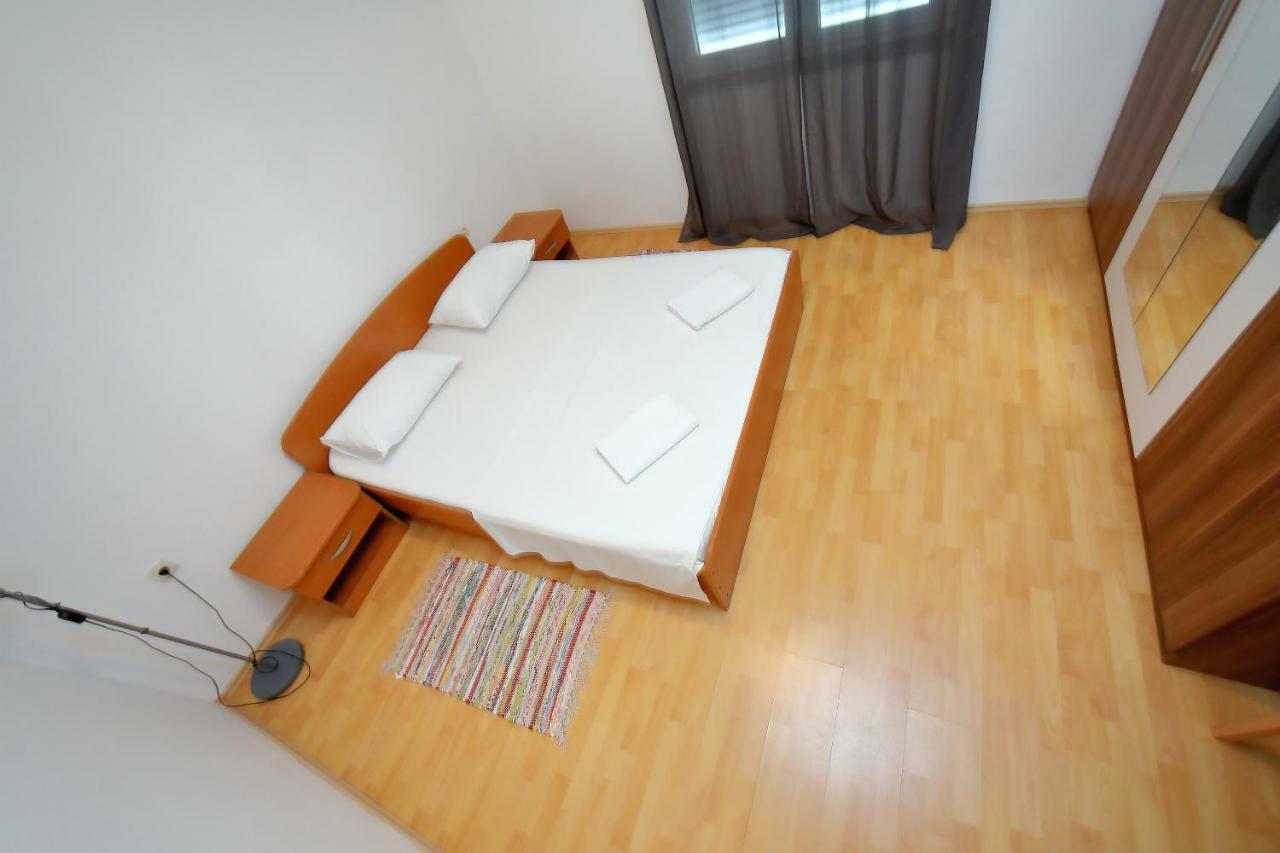 Holiday House Andrija Бибинє Екстер'єр фото