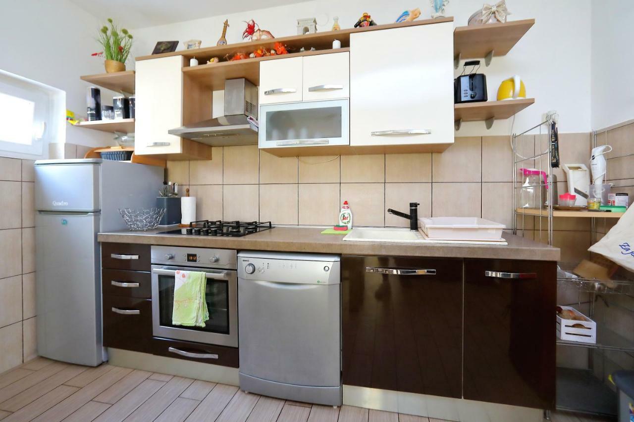 Holiday House Andrija Бибинє Екстер'єр фото