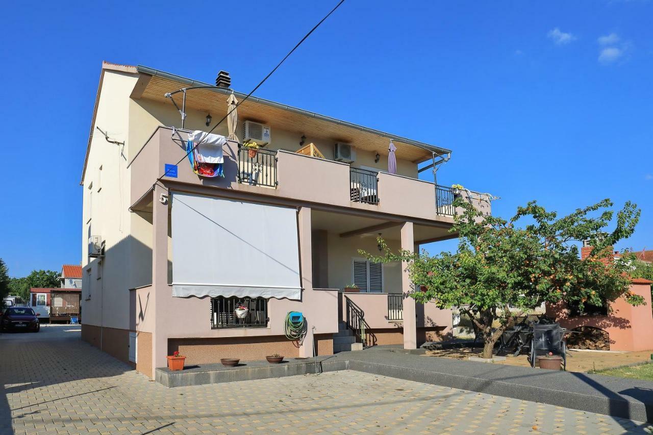 Holiday House Andrija Бибинє Екстер'єр фото