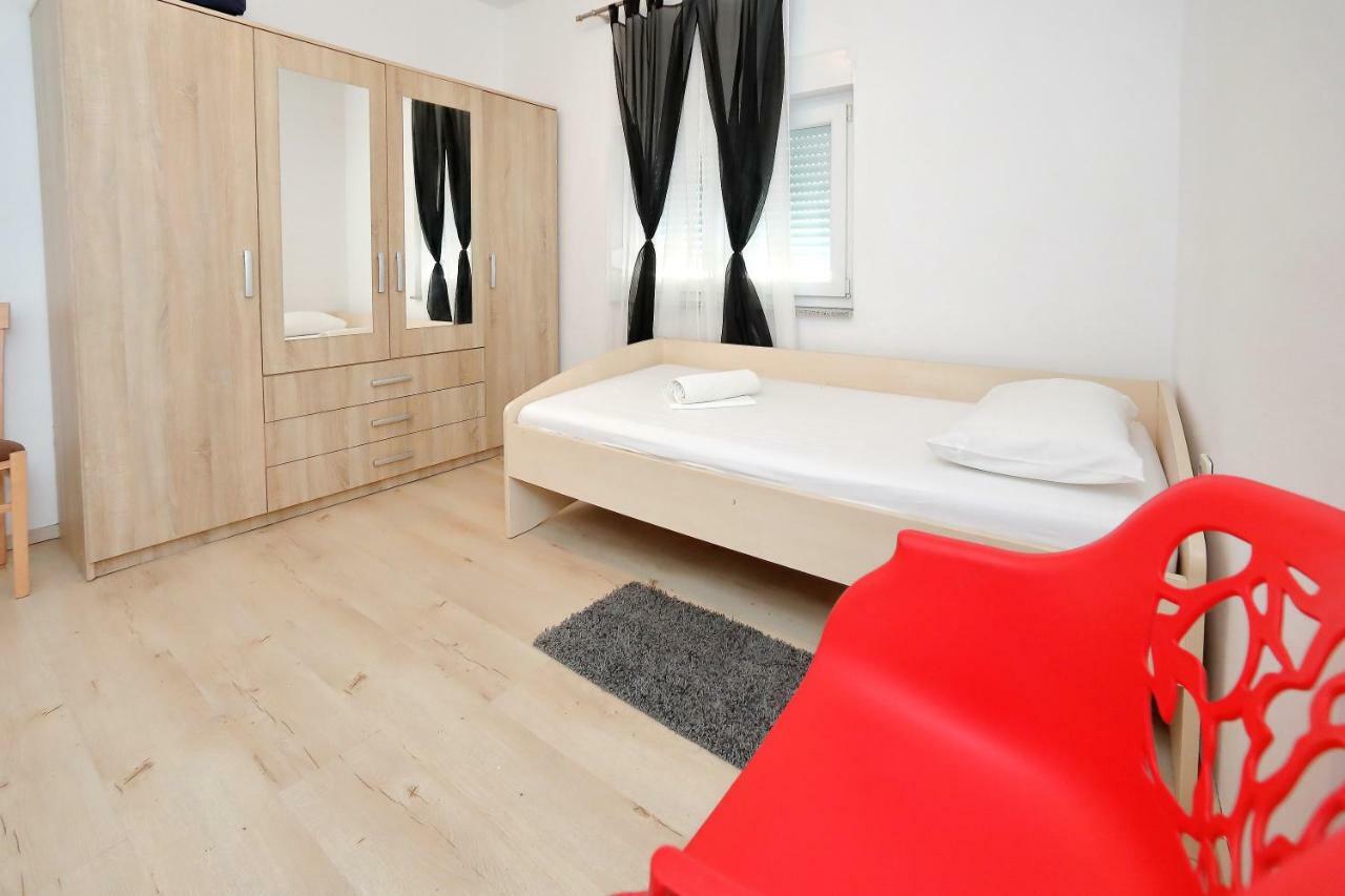 Holiday House Andrija Бибинє Екстер'єр фото